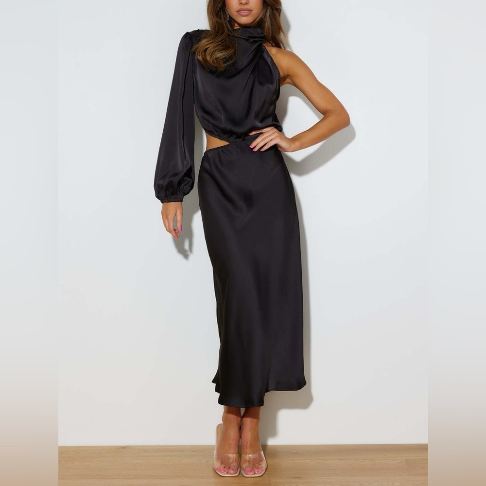 Hello Molly Won Over Midi Dress